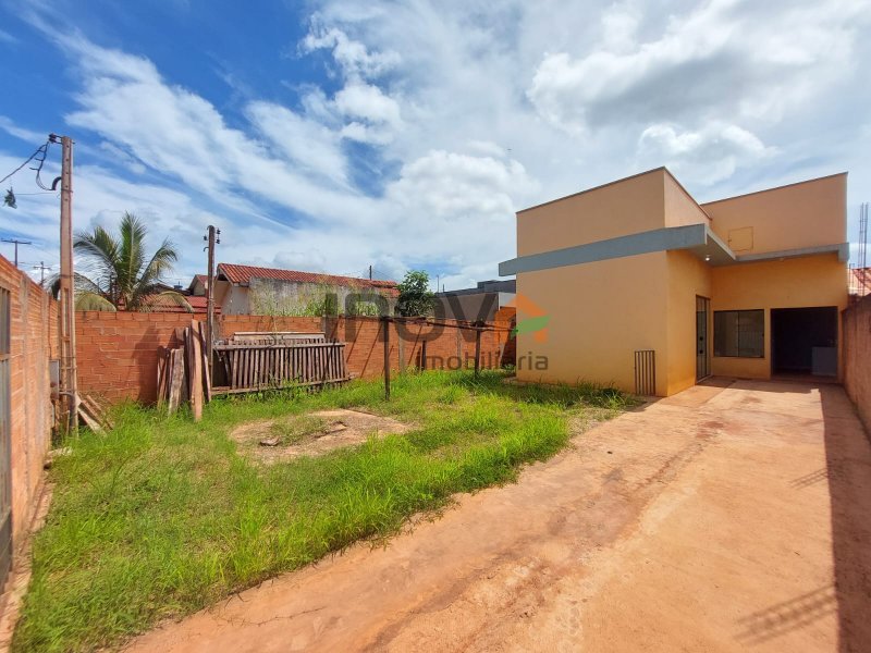 Casa a venda em Cacoal no Jardim São Pedro - Inova Imobiliária